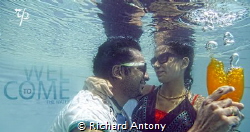 Underwater Love , shoot at canon mark III by Richard Antony 